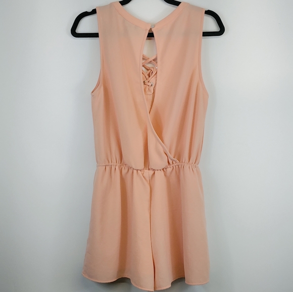 Tresics Sleeveless Romper Jumper Size Medium - Picture 4 of 9